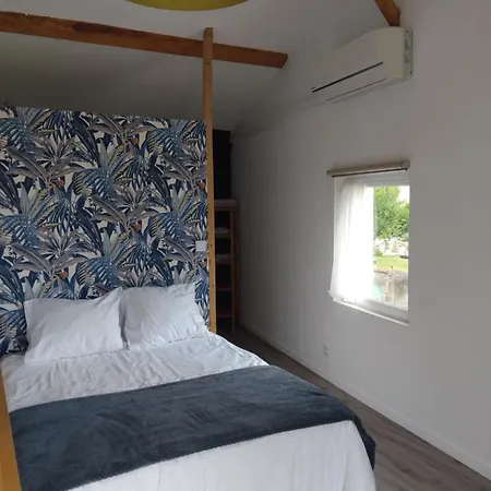 La Aux Hirondelles Дом отдыха *