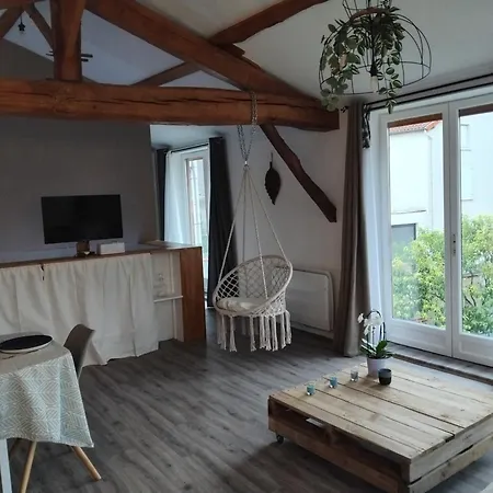 Дом отдыха La Aux Hirondelles *