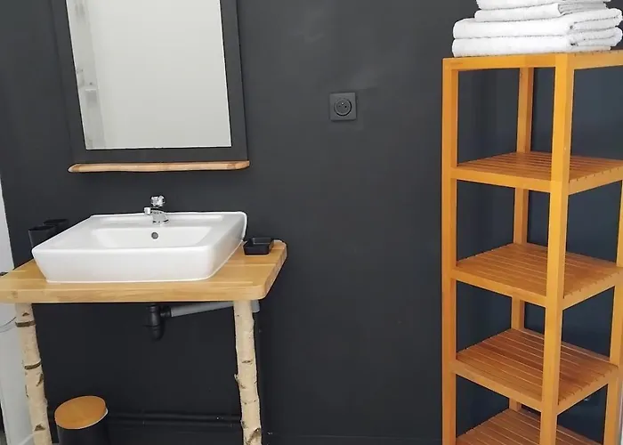 La Aux Hirondelles Holiday home *